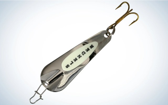 Custom Jigs and Spins Slender Spoon è una delle migliori esche per la pesca sul ghiaccio.