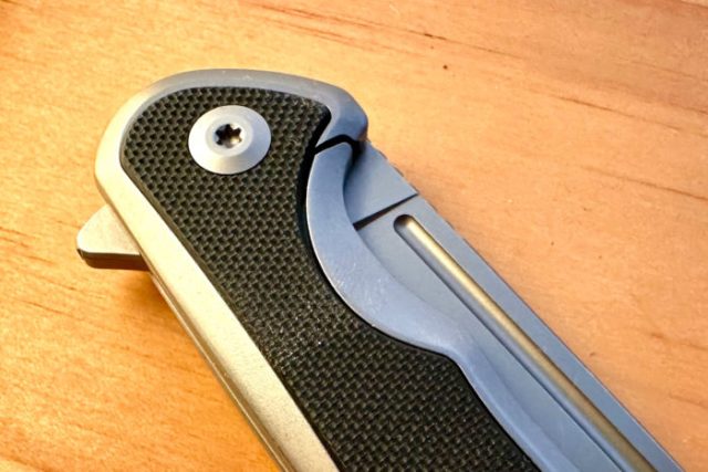 CIVIVI Voltaic scollo più ampio