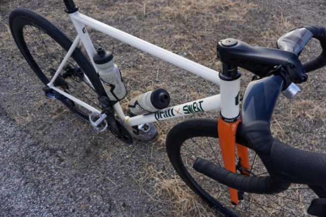Bici da corsa Pratt Frameworks x LA Sweat